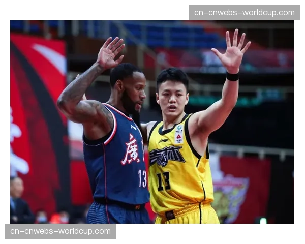 2025年常规赛特写:琼奎尔·琼斯压哨中投,绝杀卫冕冠军